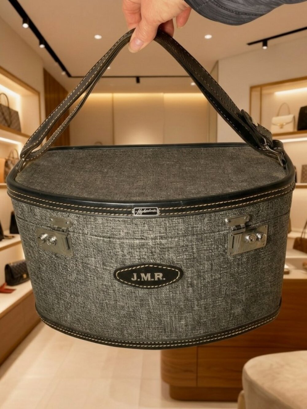 Hartmann Caravan Train Case Gray Luggage key